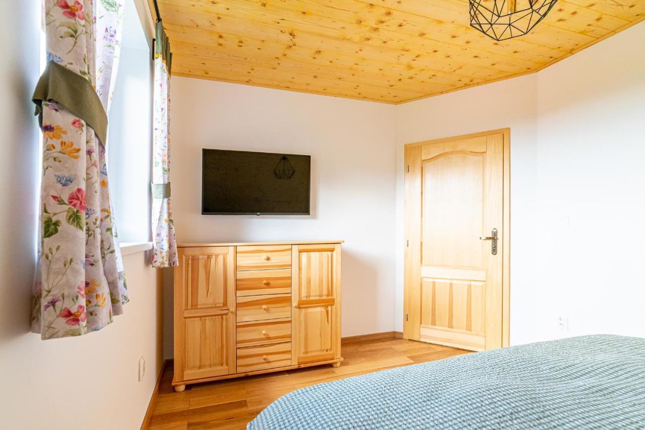 Apartmany Pod Rozsutcom - Zatkov Dvor - Prijazd Do Ubytovania Autom S Pohonom 4X4 Terchová Extérieur photo