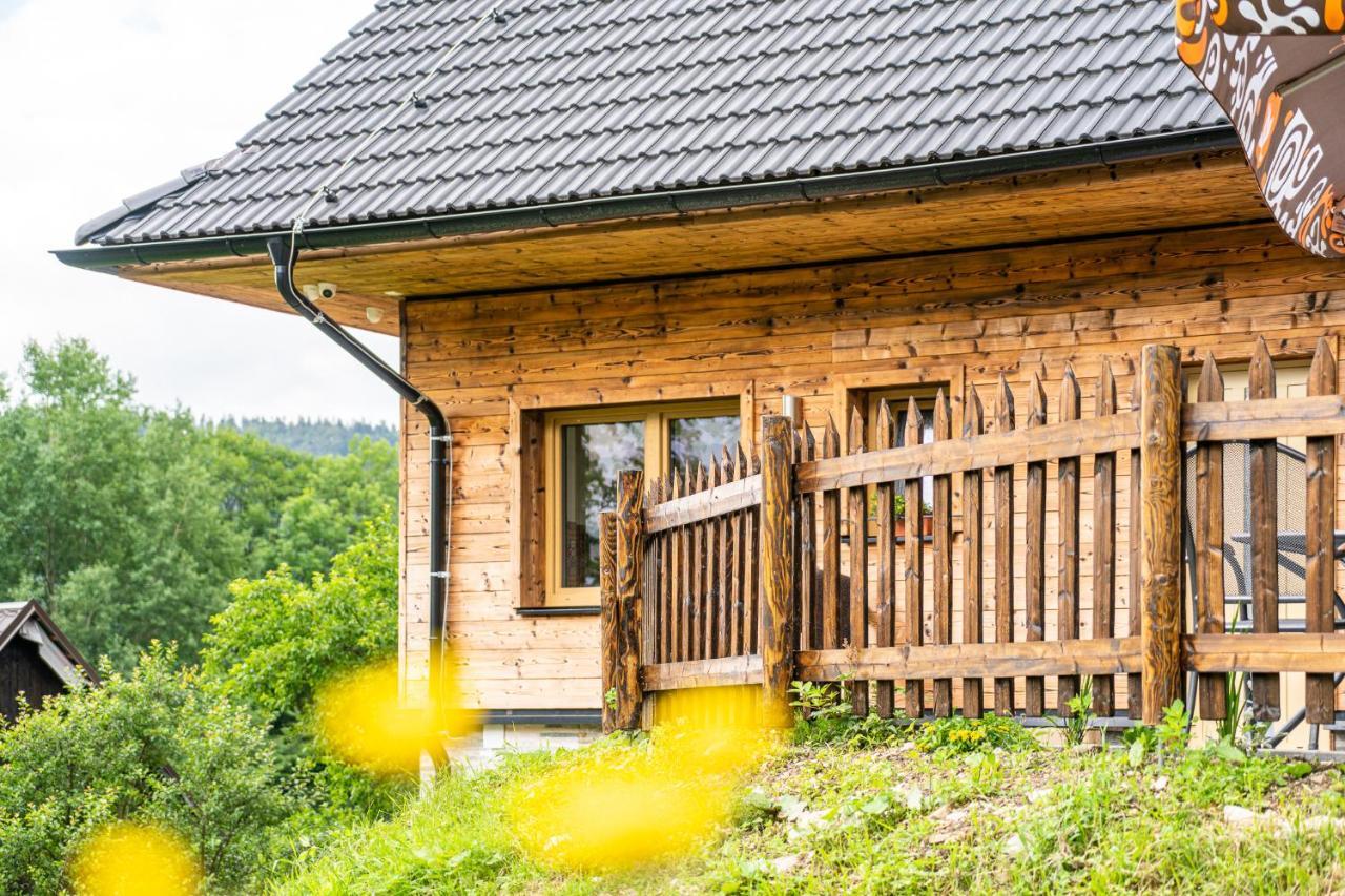 Apartmany Pod Rozsutcom - Zatkov Dvor - Prijazd Do Ubytovania Autom S Pohonom 4X4 Terchová Extérieur photo