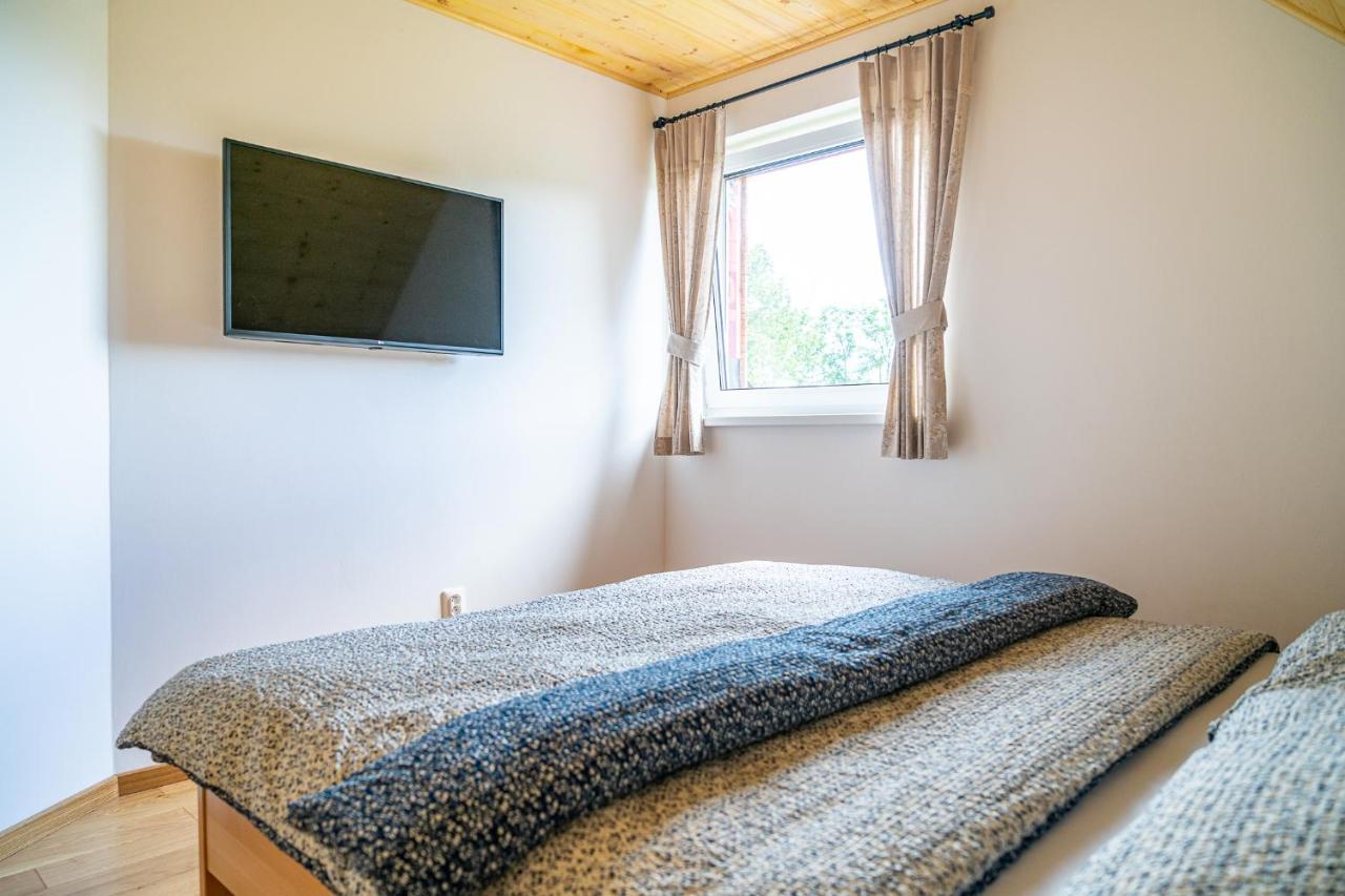 Apartmany Pod Rozsutcom - Zatkov Dvor - Prijazd Do Ubytovania Autom S Pohonom 4X4 Terchová Extérieur photo
