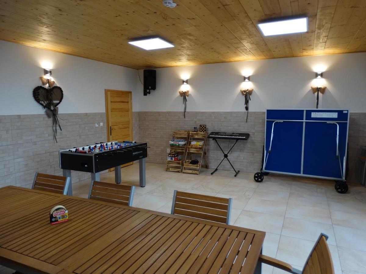 Apartmany Pod Rozsutcom - Zatkov Dvor - Prijazd Do Ubytovania Autom S Pohonom 4X4 Terchová Extérieur photo