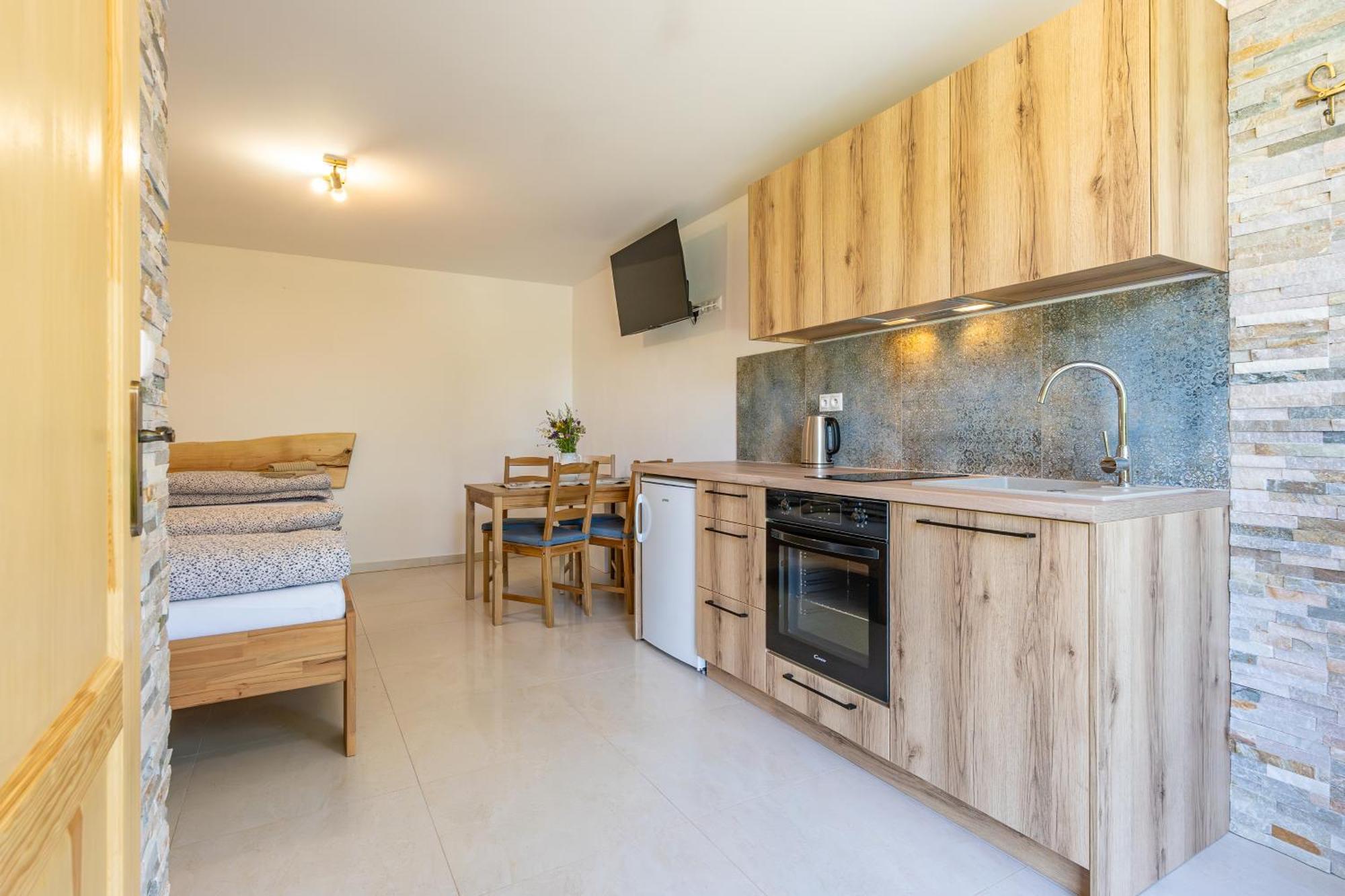 Apartmany Pod Rozsutcom - Zatkov Dvor - Prijazd Do Ubytovania Autom S Pohonom 4X4 Terchová Extérieur photo