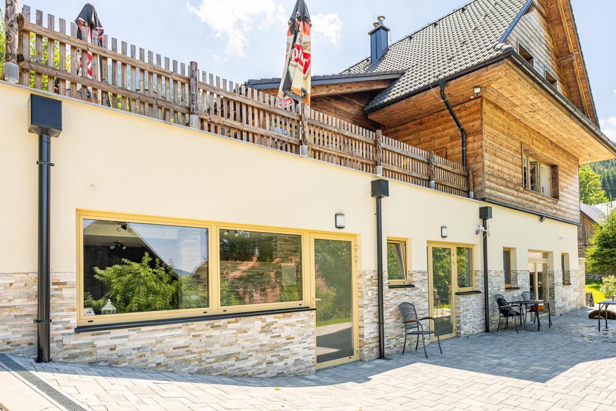 Apartmany Pod Rozsutcom - Zatkov Dvor - Prijazd Do Ubytovania Autom S Pohonom 4X4 Terchová Extérieur photo